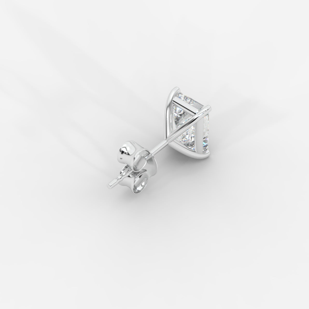 Elise Classic Diamond Stud Earrings – Emerald