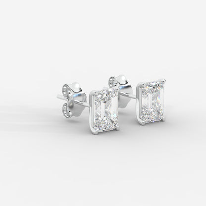 Elise Classic Diamond Stud Earrings – Emerald