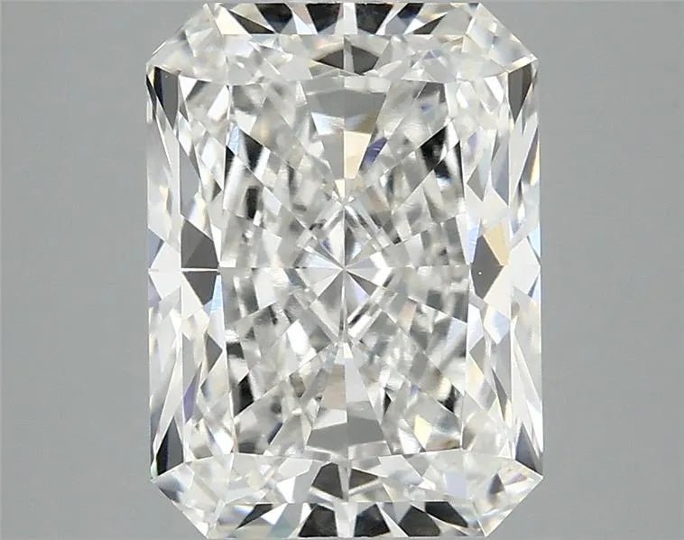 3.08ct Radiant Lab Grown Diamond (Colour F, Clarity VVS1, IGI Certified)