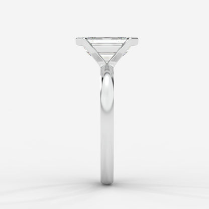 Armani Half-Bezel Solitaire Ring – Emerald - AYKA JEWELS