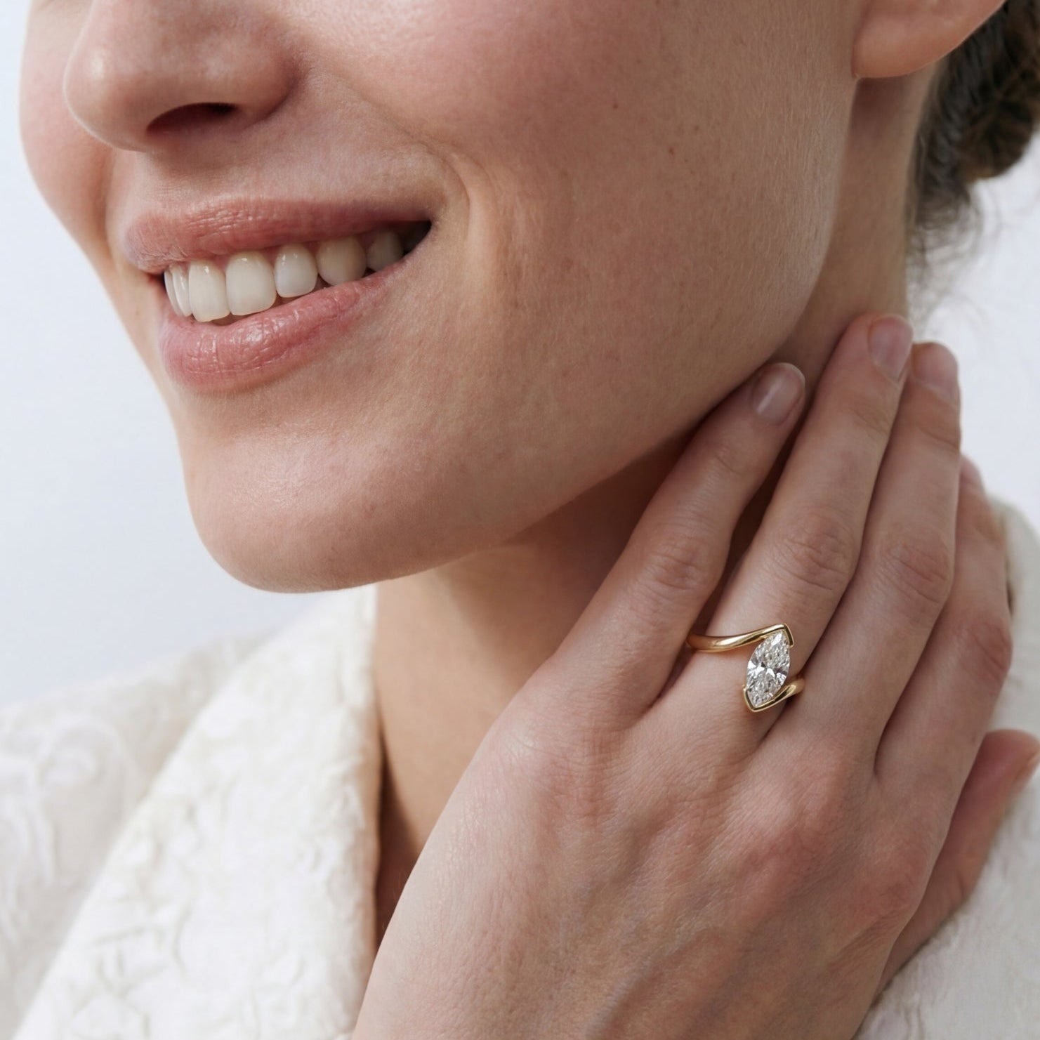 Daisy Wrap Solitaire Ring – Marquise - AYKA JEWELS