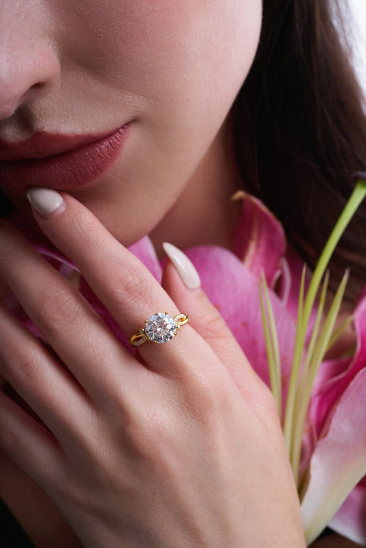 Ivy Vine Ring - Round - AYKA JEWELS