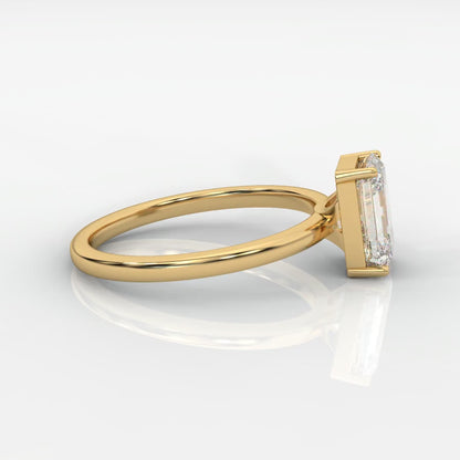 Aria Solitaire Ring - Emerald
