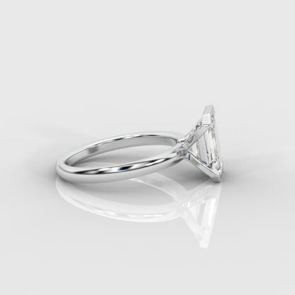 Armani Half-Bezel Solitaire Ring – Emerald