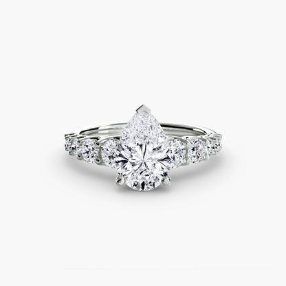 The Graduated Accent Ring - AYKA JEWELS